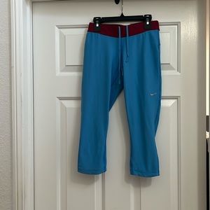 Nike Dri-Fit Capris pants